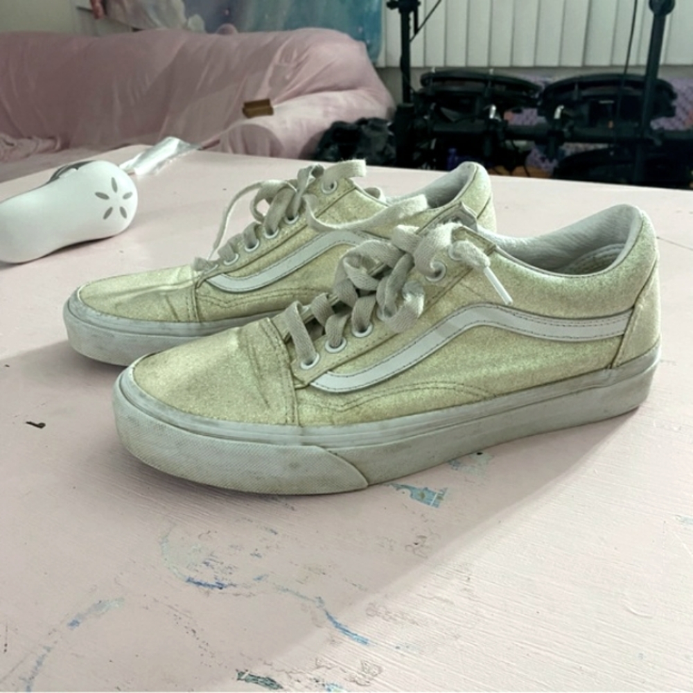 Vans Old Skool Glitter Shoes Lace Up Low Top Cream Yellow Women’s 8, Men’s 6.5
